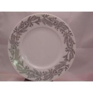 Crate & Barrel Silver Branches Vines Leaves 9" Luncheon Plate (s)‎